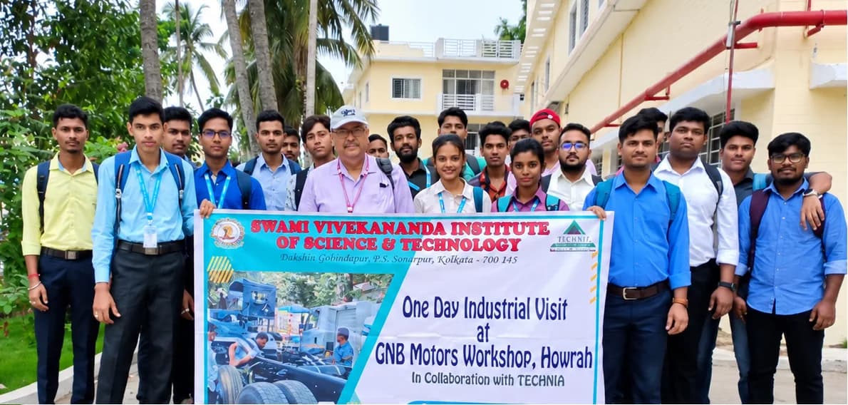Large group of SVIST students and a faculty member holding a banner for their one-day industrial visit to GNB Motors Workshop, Howrah, organised in collaboration with TECHNIA
