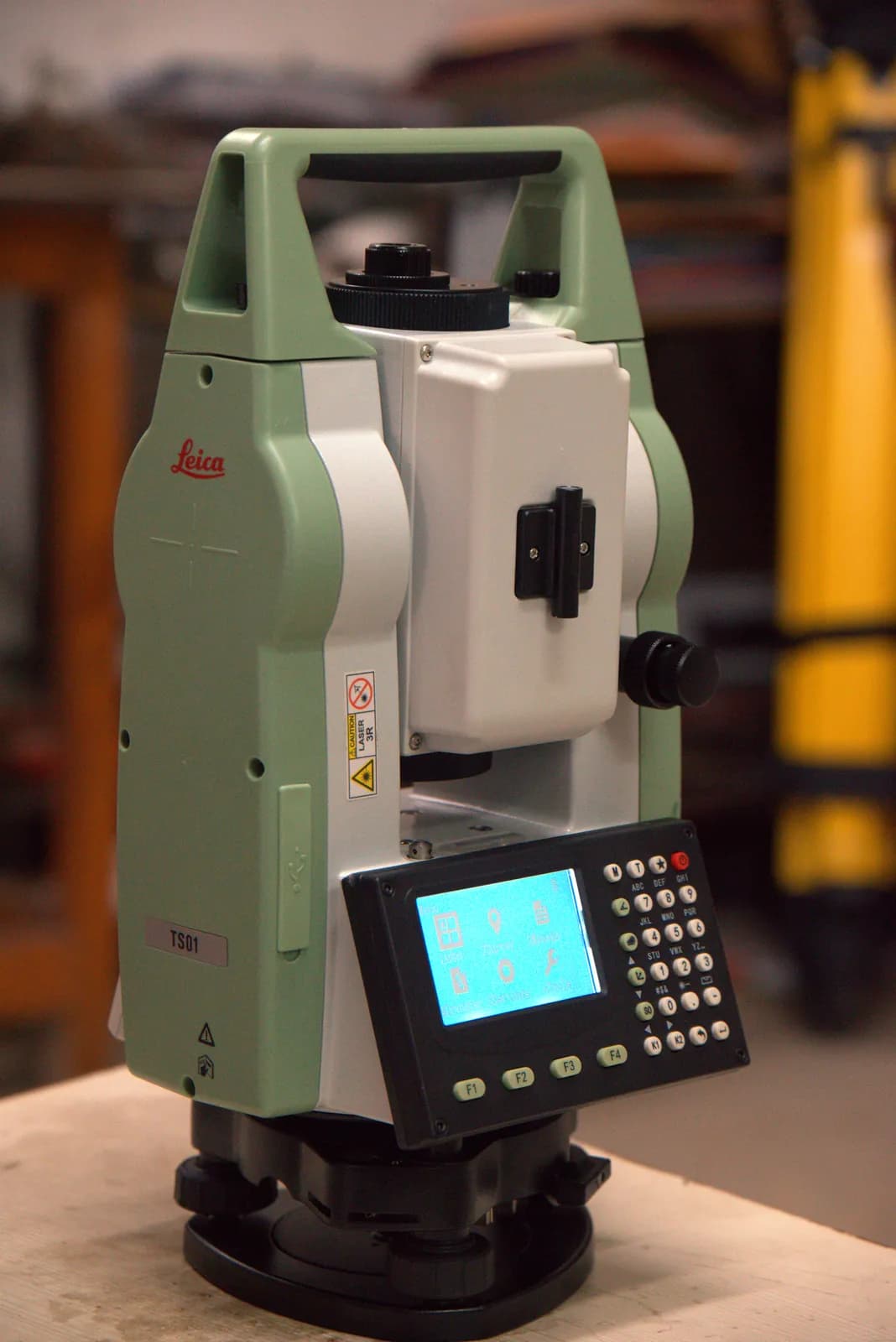 Leica electronic total station used for surveying training in SVIST's Civil Engineering department